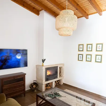 Pedra Moura Casa de Férias *